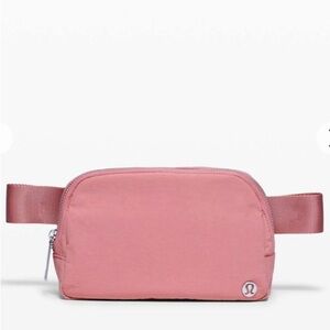 LULULEMON Everywhere Belt Bag - Deco Pink - NEW WITH TAGS